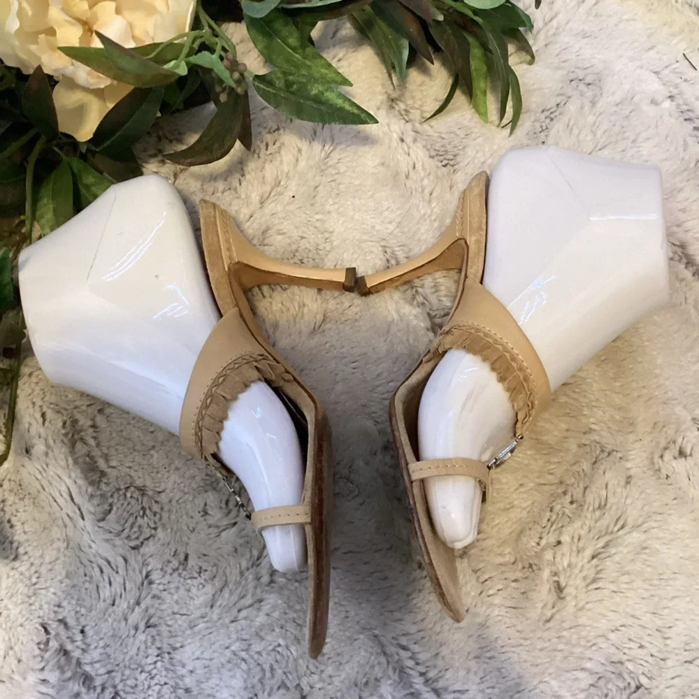 DIOR BEIGE SLIP ON SANDAL SIZE 37(6.5) 1277 - Picture 3 of 7